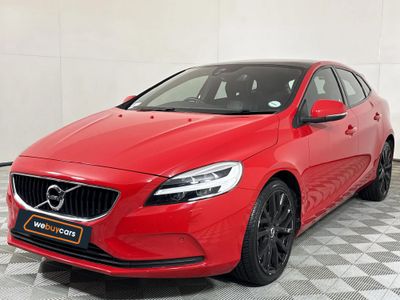 2019 Volvo V40 T4 Momentum Auto