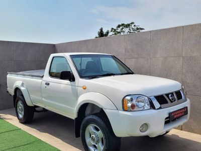 2003 Nissan Hardbody 2400i LWB Single-Cab