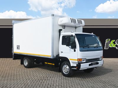 2012 Nissan Ud 40 FRIDGE-BODY