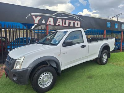 2013 Isuzu KB 240i Fleetside 4x4 Single-Cab