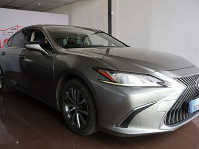 2019 Lexus ES 250 EX