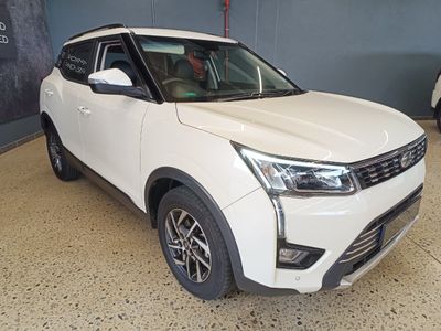 2021 Mahindra XUV 300 1.5D | W8