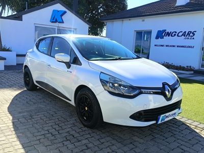 2016 Renault Clio IV 900T Blaze Limited Edition 5-dr (66kW)