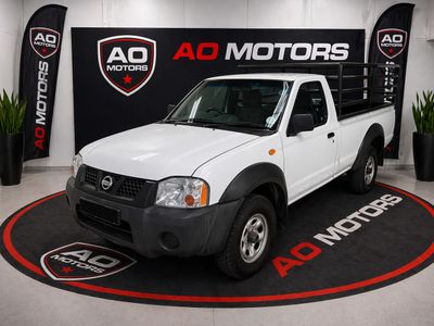 2015 Nissan NP300 2.4i LWB 4x4 Single-Cab