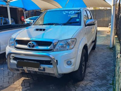 2010 Toyota Hilux 3.0 D-4D Raider Raised Body Auto Double-Cab