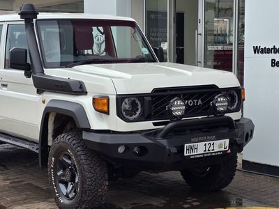 2026 Toyota Land Cruiser 79 4.5 D Double-Cab