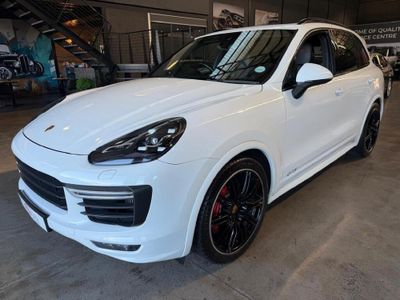 2017 Porsche Cayenne GTS