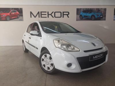 2012 Renault Clio III 1.6 Yahoo 5-dr