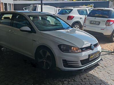 2017 Volkswagen Golf VII GTI 2.0 TSI