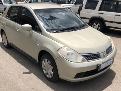 2013 Nissan Tiida 1.6 Visia