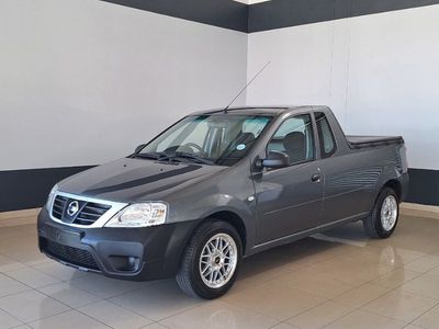 2024 Nissan NP200 1.6 A/C Safety Pack
