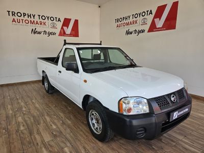 2014 Nissan NP300 2.0i LWB Single-Cab