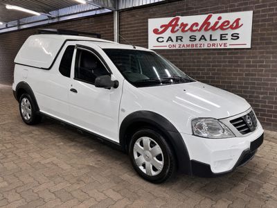 2015 Nissan NP200 1.6 A/C Safety Pack