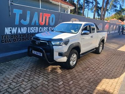 2017 Toyota Hilux 2.8 GD-6 Raised Body Raider Extended Cab