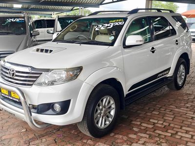 2012 Toyota Fortuner 3.0 D-4D Raised Body
