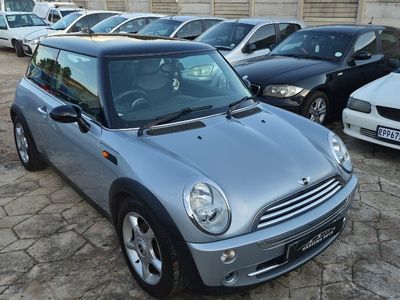 2006 MINI Hatch Cooper