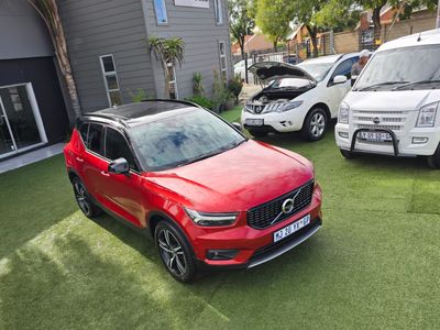 2018 Volvo XC40 D4 R-Design AWD