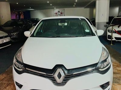 2019 Renault Clio IV 900T Expression 5-dr (66kW)