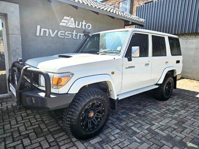 2014 Toyota Land Cruiser 76 4.5 D V8 Station Wagon