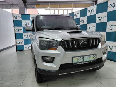 2017 Mahindra Scorpio 2.2 mHawk 8-seat | S10