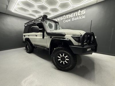 2015 Toyota Land Cruiser 76 4.5 D V8 Station Wagon