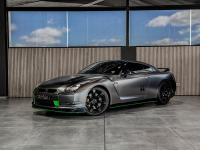 2010 Nissan GT-R Black Edition
