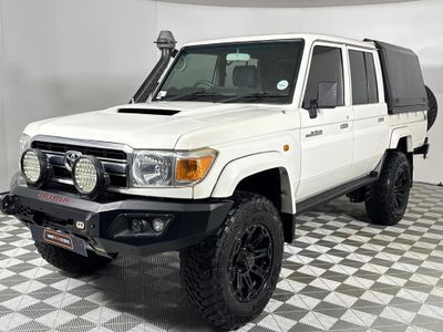 2017 Toyota Land Cruiser 79 4.5 D Double-Cab