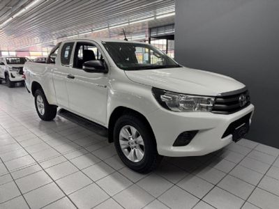 2017 Toyota Hilux 2.4 GD-6 Raised Body SRX Extended Cab