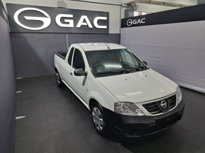 2024 Nissan NP200 1.6 A/C Safety Pack