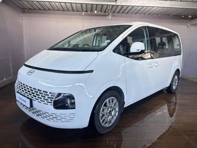 2025 Hyundai Staria 2.2d Executive Auto