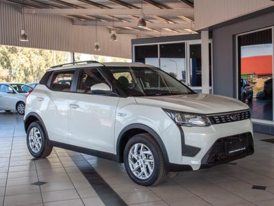 2022 Mahindra XUV 300 1.2T | W6