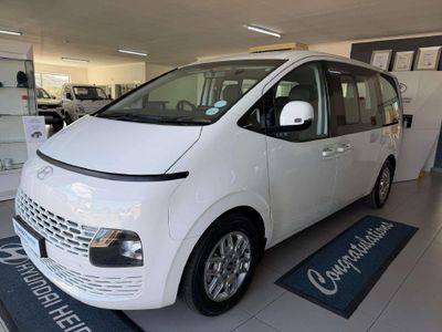 2025 Hyundai Staria 2.2d Executive Auto