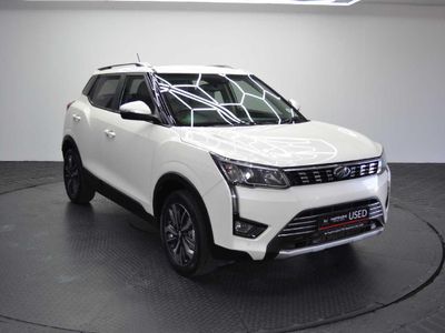 2020 Mahindra XUV 300 1.5D | W8