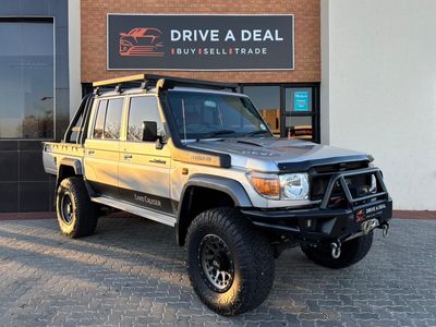 2017 Toyota Land Cruiser 79 4.0 Double-Cab