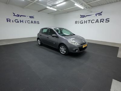 2012 Renault Clio III 1.6 Yahoo 5-dr