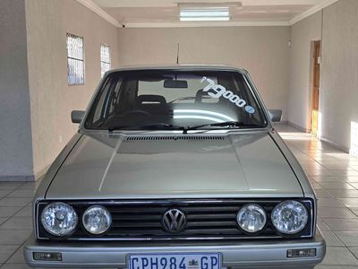 1991 Volkswagen Golf CSX 5-spd