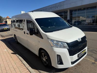 2022 Toyota Quantum 2.8 GL 14 Seat
