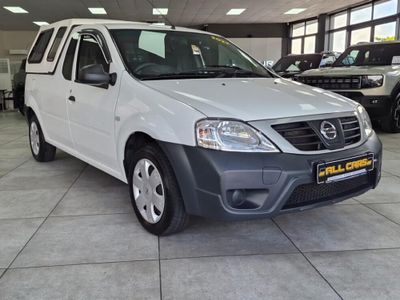 2022 Nissan NP200 1.6 A/C Safety Pack