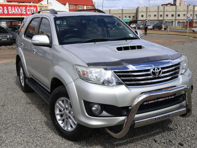 2012 Toyota Fortuner 2.5 D-4D Raised Body