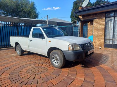 2014 Nissan NP300 2.0i LWB Single-Cab