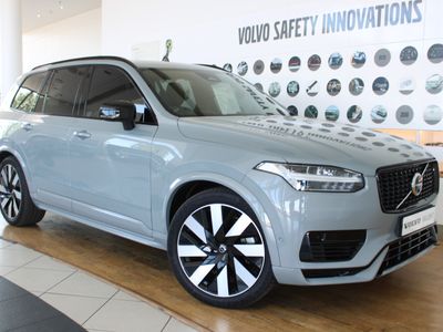 2025 Volvo XC90 T8 Ultra Dark (Phev)