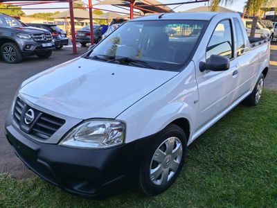 2011 Nissan NP200 NP200 Petrol 1.6