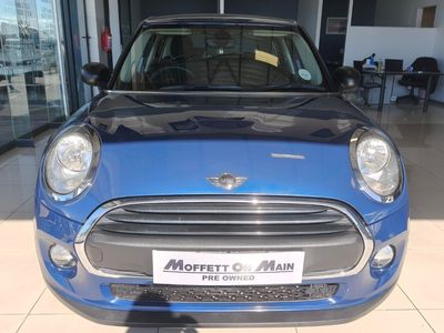 2017 MINI Hatch Cooper Auto
