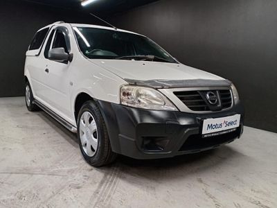 2017 Nissan NP200 1.6 A/C Safety Pack