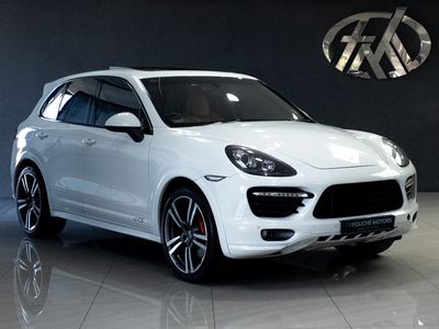 2014 Porsche Cayenne GTS Auto