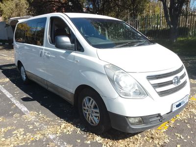 2017 Hyundai H-1 9 Seater