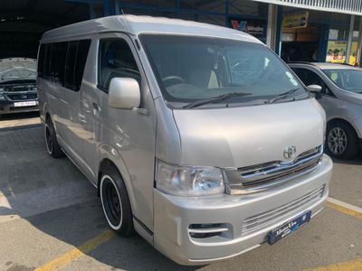 2007 Toyota Quantum 2.7 10-seat