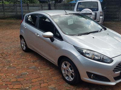 2014 Ford Fiesta 1.4 Trend 5-dr