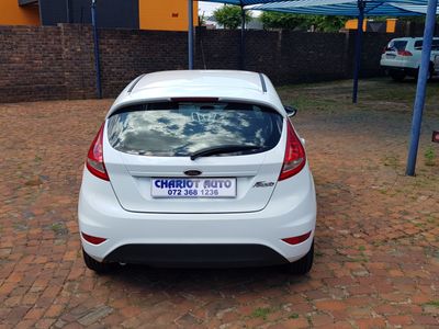2012 Ford Fiesta 1.4i Trend 5-dr