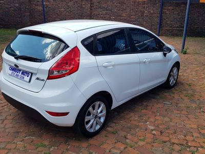 2012 Ford Fiesta 1.4i Trend 5-dr